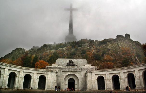 Una comisión de expertos se plantea exhumar a Franco del Valle de los Caídos