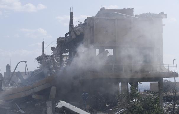 El edificio del Centro de Investigación Científica en Damasco que fue golpeado por los ataques que se lanzaron el 14 de abril de 2018 (EFE/EPA/YOUSSEF BADAWI)