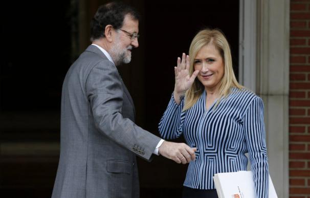 Mariano Rajoy y Cristina Cifuentes en La Moncloa