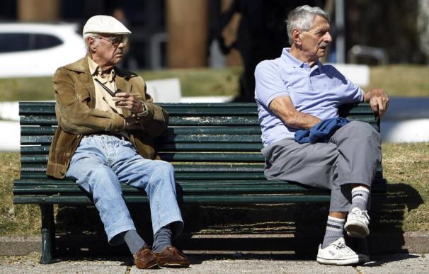 Los expertos ven inevitable prolongar la vida laboral y reducir la cuantía de las pensiones