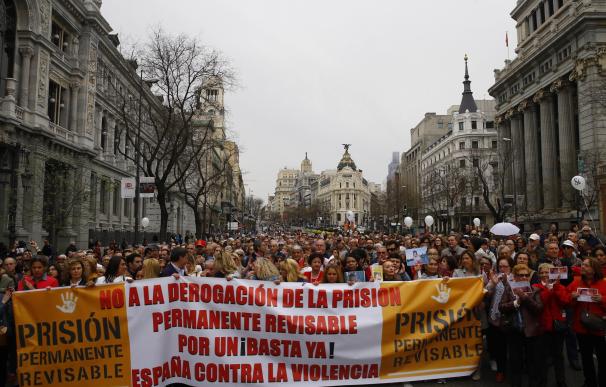 Manifestación en favor de la prisión permanente revisable en Madrid