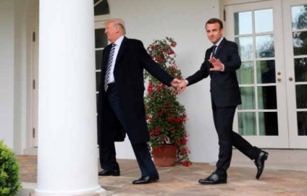 Fotografía Trump y Macron