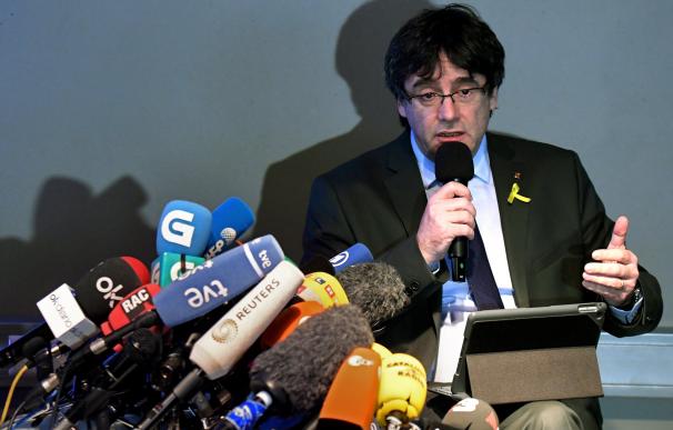 Carles Puigdemont durante la rueda de prensa que ofreció en Berlín