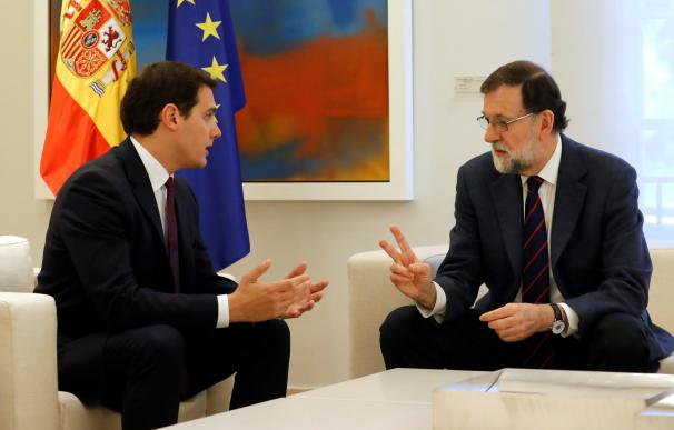 Rajoy y Rivera se reúnen para abordar diferencias sobre el 155.