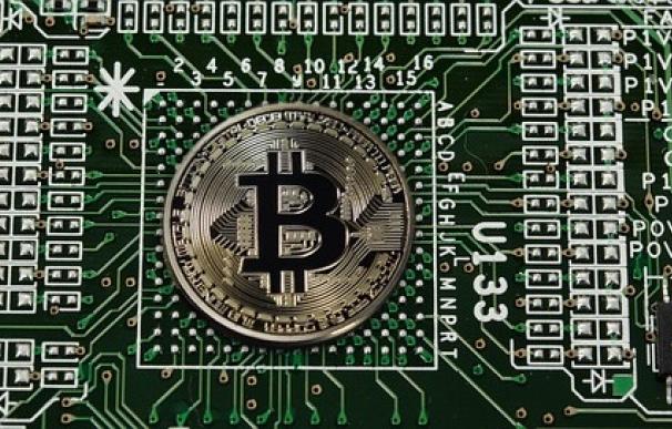 La economía de bitcoin necesita un hardware específico / Pixabay