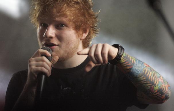 Fotografía de Ed Sheeran durante un concierto.