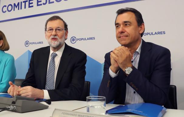 Maíllo con Rajoy durante el Comité Ejecutivo Nacional del PP. /EFE