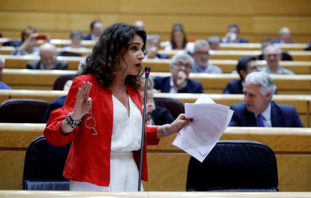 Fotografía María Jesús Montero en el Senado