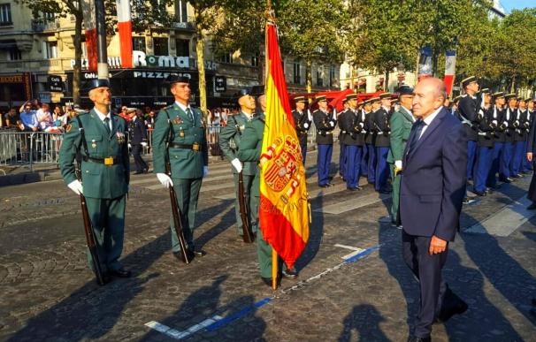 La Companía del Colegio de Guardias Jóvenes "Duque de Ahumada" que ha participado en el desfile militar celebrado en París (Foto: Guardia Civil)