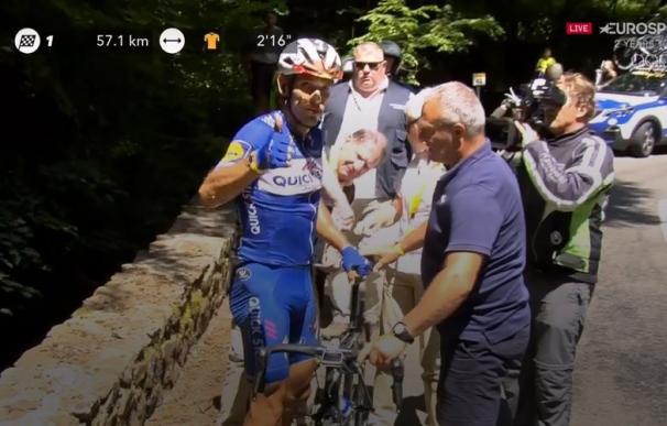 El belga Philippe Gilbert (Quick Step) tras sufrir la caída en el descenso del Portet d'Aspet (Imagen: Eurosport)