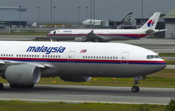 Malaysia Airlines ha perdido contacto con un avión con 239 personas a bordo