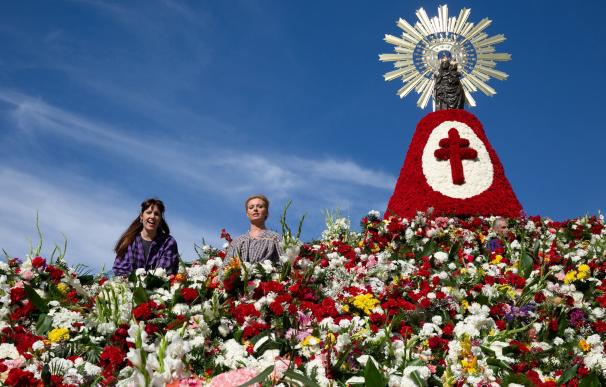 Fotografía ofrenda Virgen del Pilar, Zaragoza