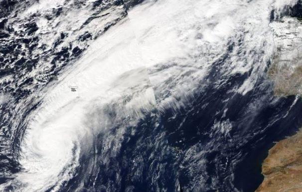Imagen de satélite de la entrada de Leslie en la Península Ibérica