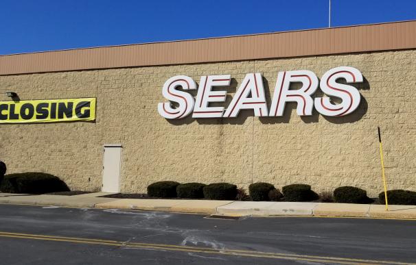 A Sears le quedaba un telediario. / Mike Kalasnik