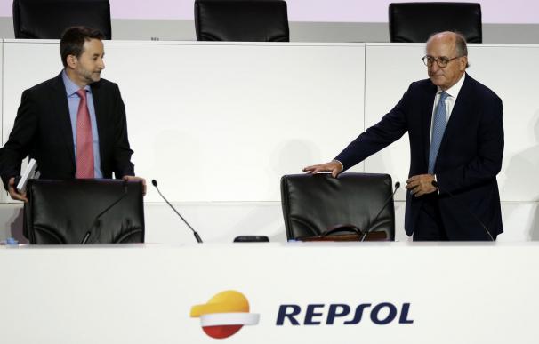 El consejero delegado de Repsol, Josu Jon Imaz, junto al presidente de la petrolera, Antonio Brufau.