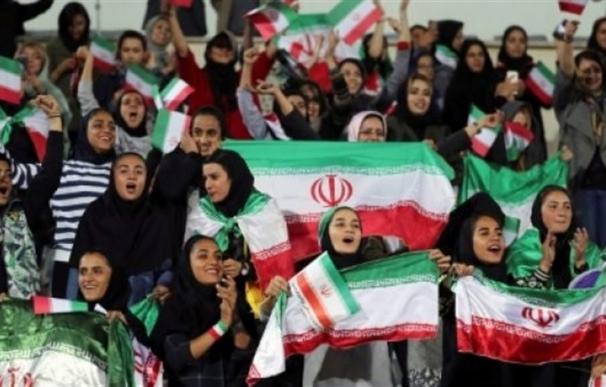 Teherán permite a las mujeres asistir a la final de Champions de Asia