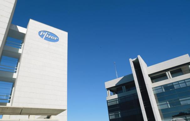 Pfizer anuncia un ERE que afectará a 220 de sus trabajadores en España