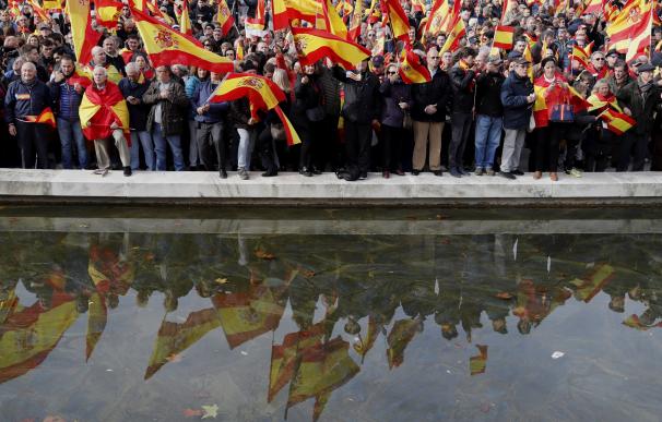 Dirigentes de PP y Vox se dejan ver en una manifestación en Madrid