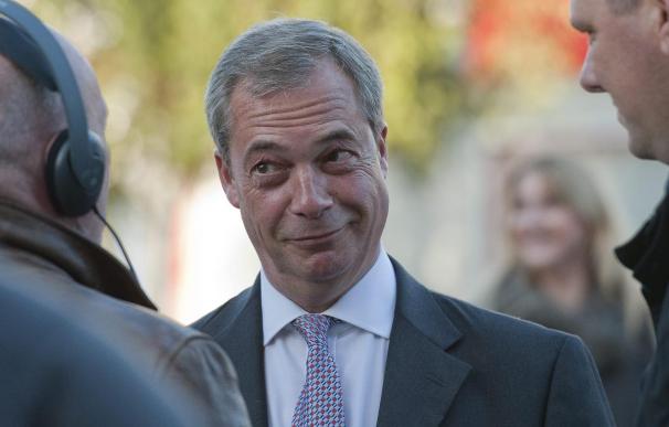 Se formaliza en la Eurocámara la creación del nuevo grupo del euroescéptico Nigel Farage