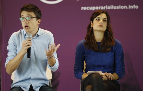 Íñigo Errejón y Clara Serra