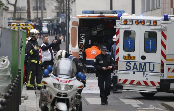RSF, "profundamente impactada" por la masacre del "Charlie Hebdo"