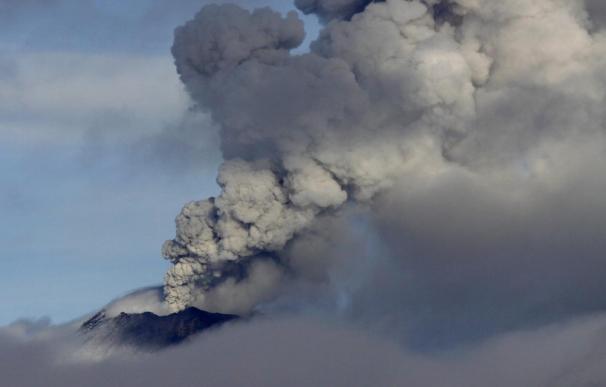 México eleva alerta a fase 3 por aumento de actividad del volcán Popocatepetl
