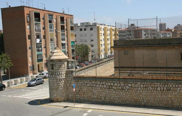 Los Mossos buscan al preso fugado por la periferia de Tarragona y Reus