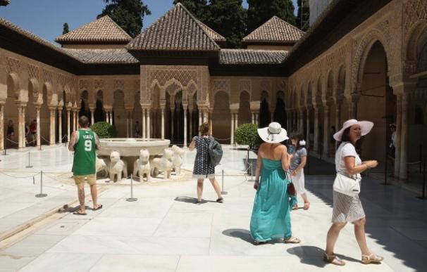 Turistas en Granada