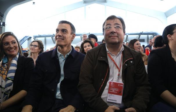 Pedro Sánchez y Guillermo Fernández Vara