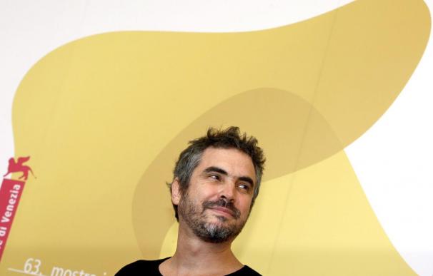 El filme del mexicano Alfonso Cuarón con Bullock y Clooney abrirá "la Mostra"