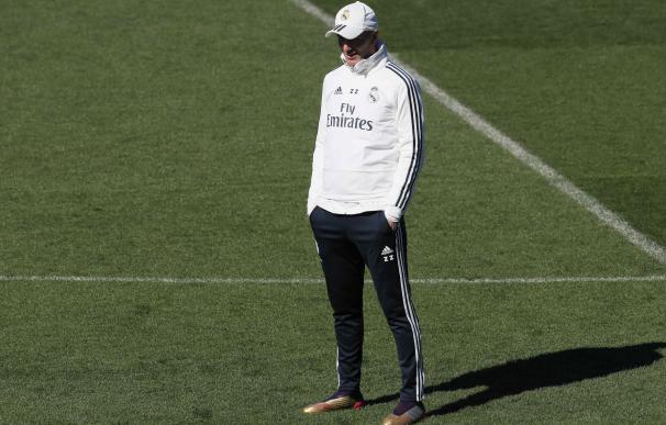 El entrenador francés del Real Madrid Zinedine Zidane