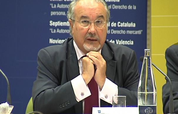 Solbes urge al Banco de España a completar la recapitalización de las cajas