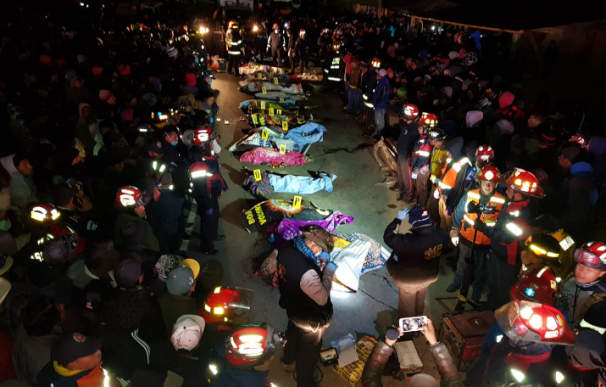 Mueren al menos 32 personas tras ser atropelladas por un camión en Guatemala