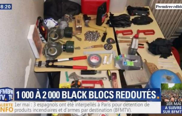 Material incautado a los detenidos en París, entre ellos tres españoles