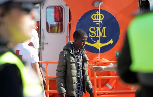 Migrante rescatado por Salvamento Marítimo