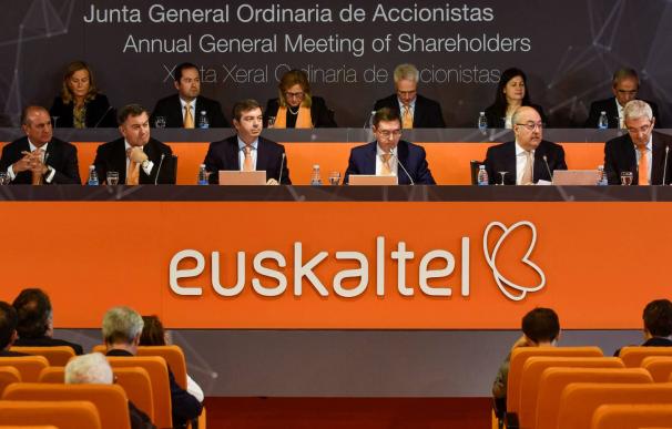 Junta general de accionistas de Euskaltel celebrada en junio pasado. MIGUEL TOÑA EFE