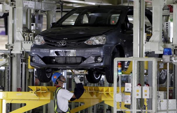 Toyota Motor vende 4,91 millones de unidades y se mantiene como líder mundial