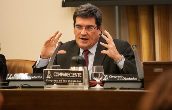 El presidente de la AIReF, José Luis Escrivá, en el Congreso