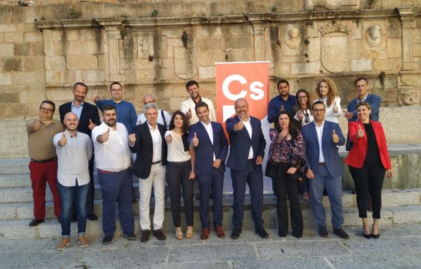 26M.- Francisco Alcántara (Cs) Presenta Una Candidatura En Cáceres De Gente "Preparada Para Gobernar"