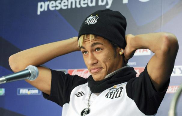 Neymar dice que siente "mariposas en el estómago" por fichar por el Barcelona