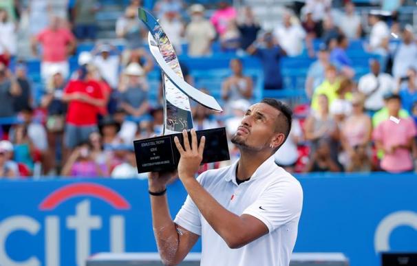 Nick Kyrgios of Australia holds the winner's trophy after defeating Daniil Medvedev of Russia during the men's singles final match in the Citi Open tennis tournament at the Rock Creek Park Tennis Center in Washington, DC, USA, 04 August 2019. (Tenis, Abie