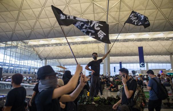 Protestas aeropuerto de Hong Kong