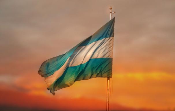 Argentina se asoma a la quiebra por la crisis política y el 'KO' de los mercados