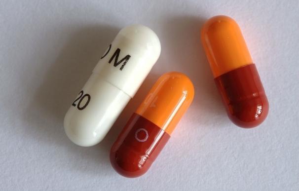 La SEPD dice que omeprazol, lansoprazol, pantoprazol, rabreprazol y esomeprazol son "seguros" si la dosis es adecuada
