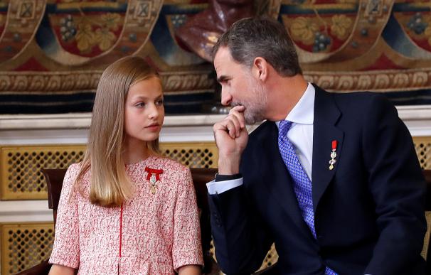 Felipe VI junto a la princesa Leonor