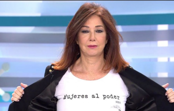 Ana Rosa Quintana no ha secundado la huelga pero ha mostrado en su programa una camiseta con el lema 'Mujeres al poder'