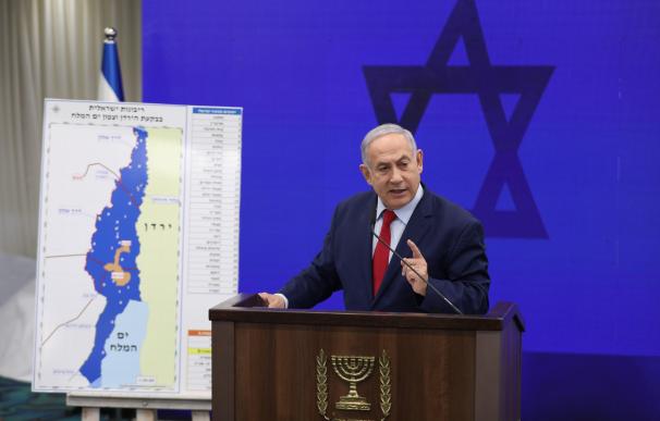 Benjamin Netanyahu, presentando su plan para anexionar el Valle del Jordán