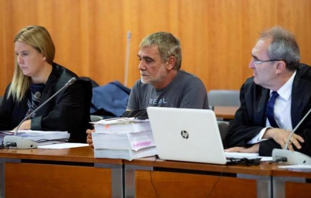 Manuel Alonso, el exmarido de Lucía Garrido Palomino, este miércoles durante el juicio. EFE