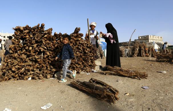 Un ataque de la coalición árabe en Yemen causa 13 muertos de una misma familia