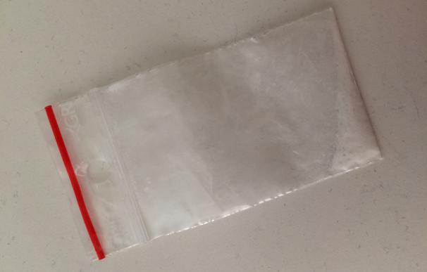 Fotografía de un bolsa con cocaína.